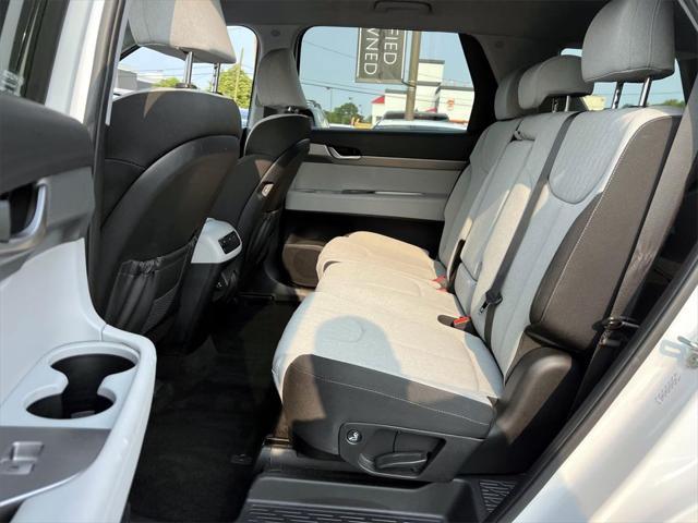 Photo of 2022 White Hyundai PALISADE