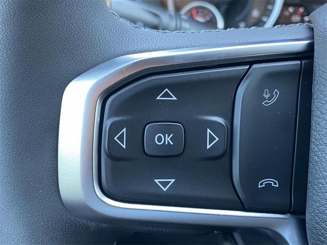 Photo of 2025 Bright White Clearcoat RAM 1500