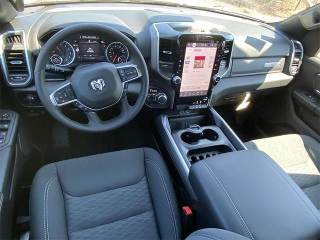Photo of 2025 Bright White Clearcoat RAM 1500