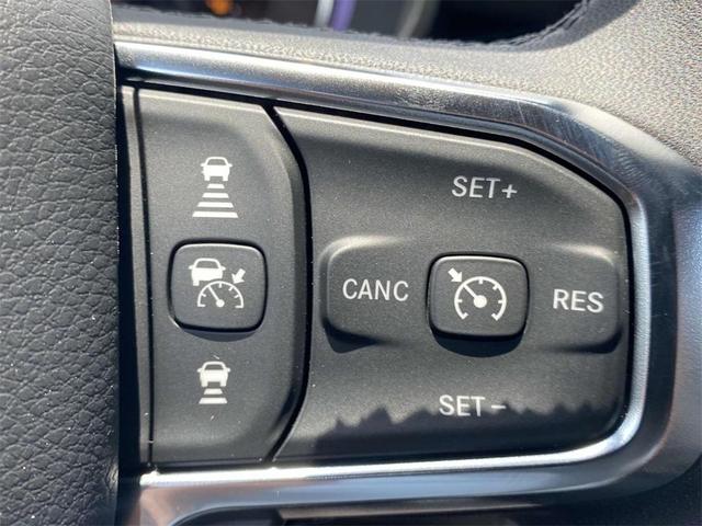 Photo of 2025 Diamond Black RAM 1500