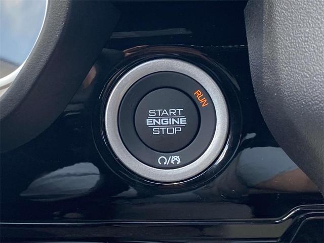 Photo of 2025 Diamond Black RAM 1500
