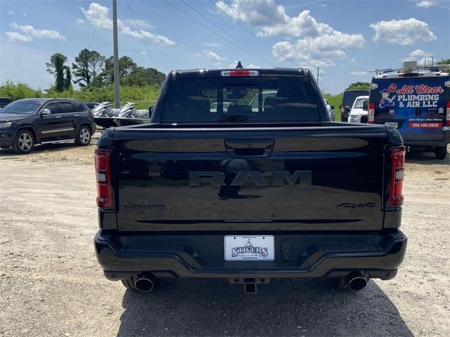 Photo of 2025 Diamond Black RAM 1500