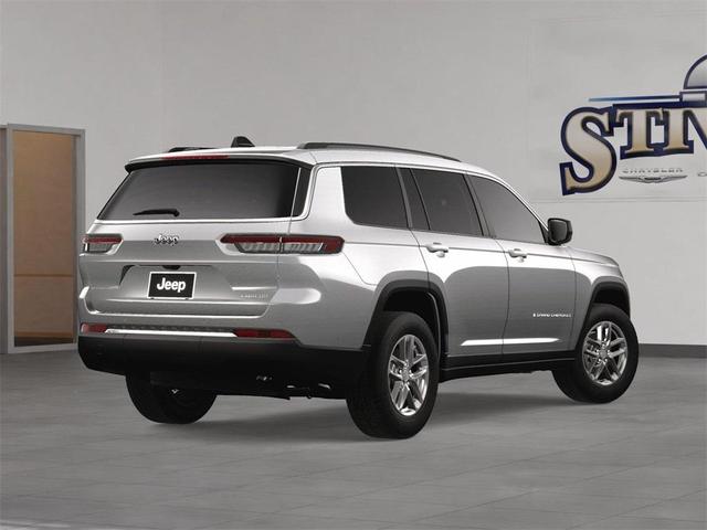 Photo of 2025 Silver Zynith Jeep Grand Cherokee L