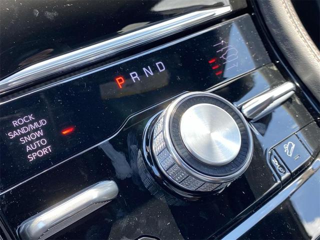 Photo of 2025 Diamond Black Jeep Grand Cherokee