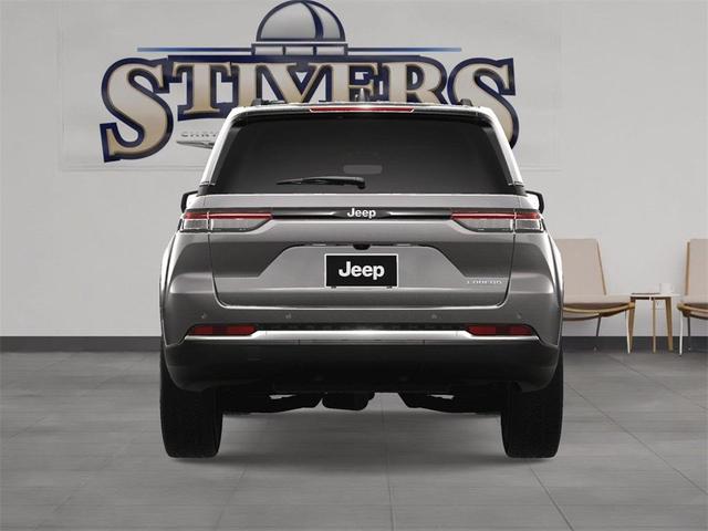 Photo of 2025 Metallic Jeep Grand Cherokee