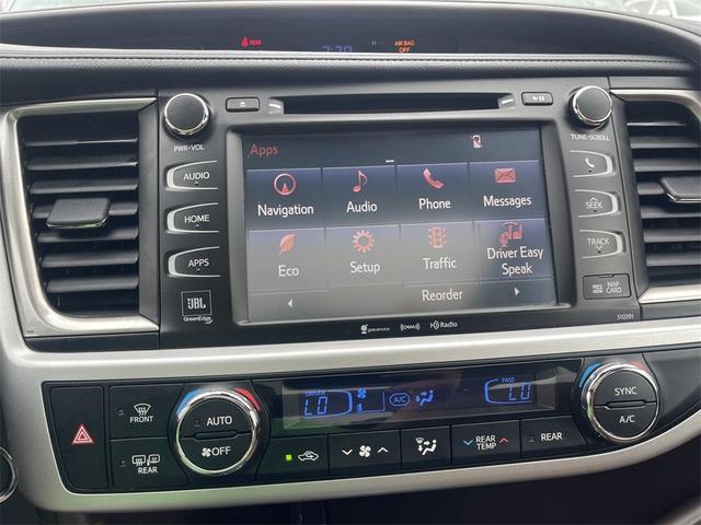 Photo of 2019 Gray Toyota Highlander