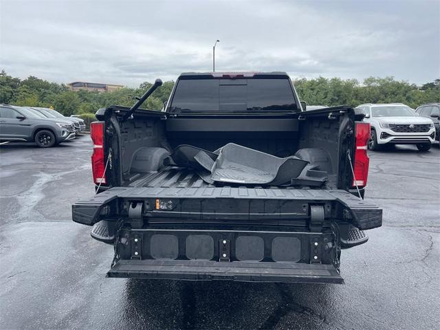 Photo of 2024 Black Chevrolet Silverado 3500