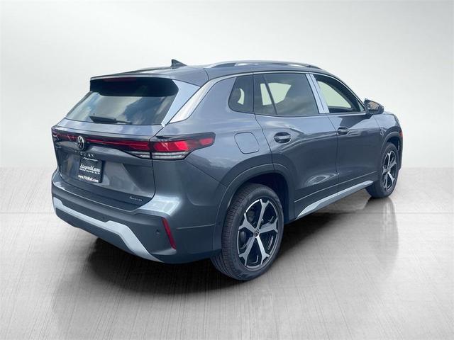 Photo of 2025 Platinum Gray Volkswagen Tiguan