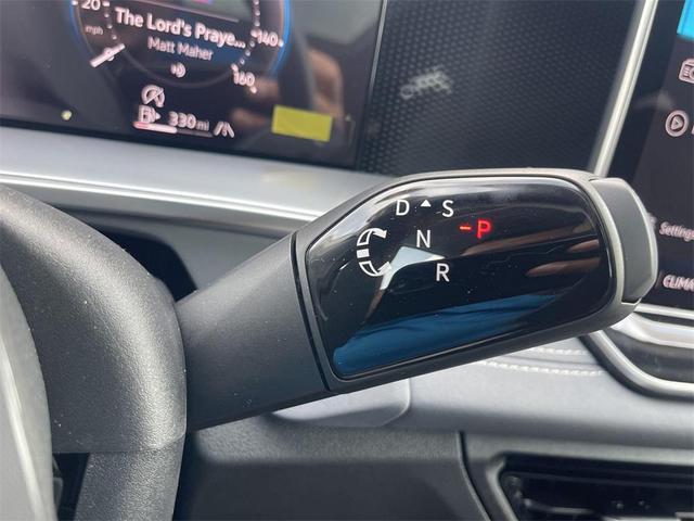 Photo of 2025 Platinum Gray Volkswagen Tiguan