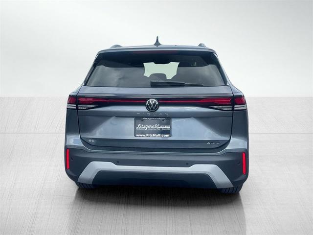 Photo of 2025 Platinum Gray Volkswagen Tiguan