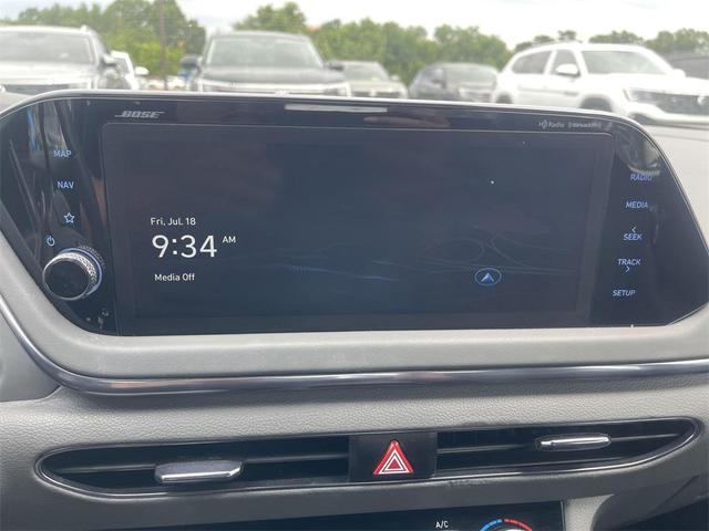 Photo of 2022 Quartz White Hyundai SONATA