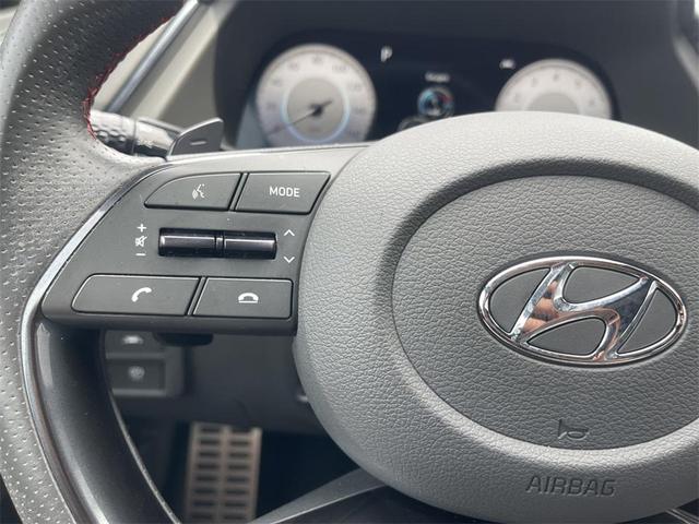 Photo of 2022 Quartz White Hyundai SONATA