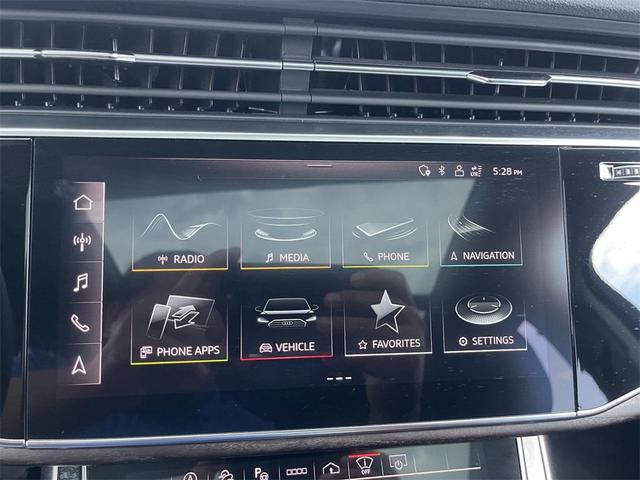 Photo of 2023 Navarra Blue Metallic Audi Q7