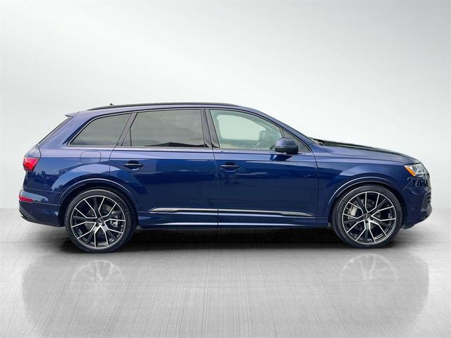 Photo of 2023 Navarra Blue Metallic Audi Q7