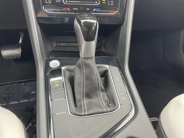 Photo of 2025 Platinum Gray Metallic Volkswagen Taos