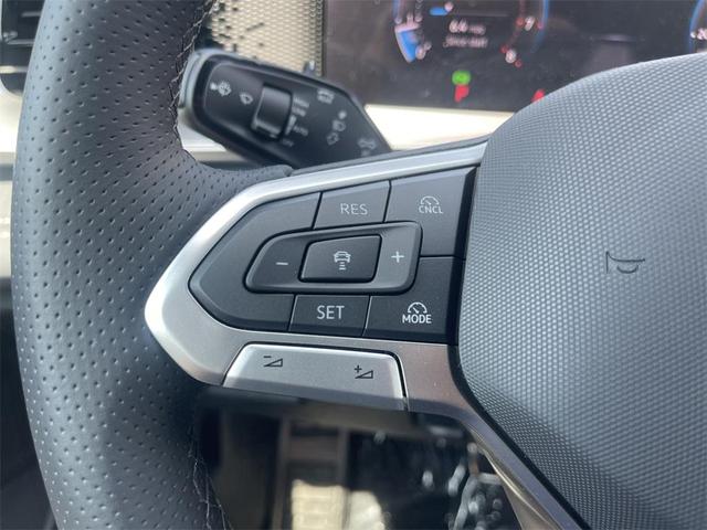 Photo of 2025 Deep Black Volkswagen Tiguan
