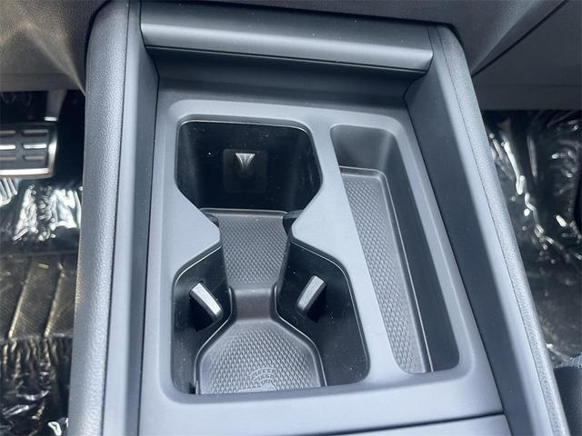 Photo of 2025 Deep Black Volkswagen Tiguan