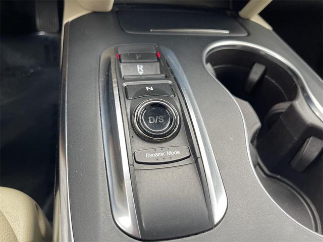 Photo of 2018 Crystal Black Acura MDX