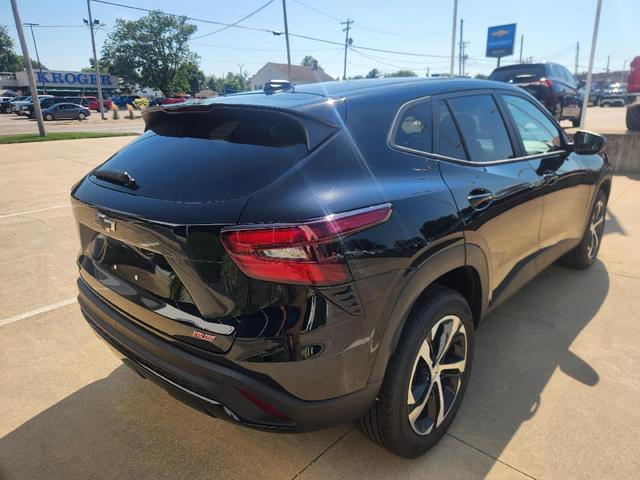 Photo of 2025 Mosaic Black Metallic Chevrolet Trax