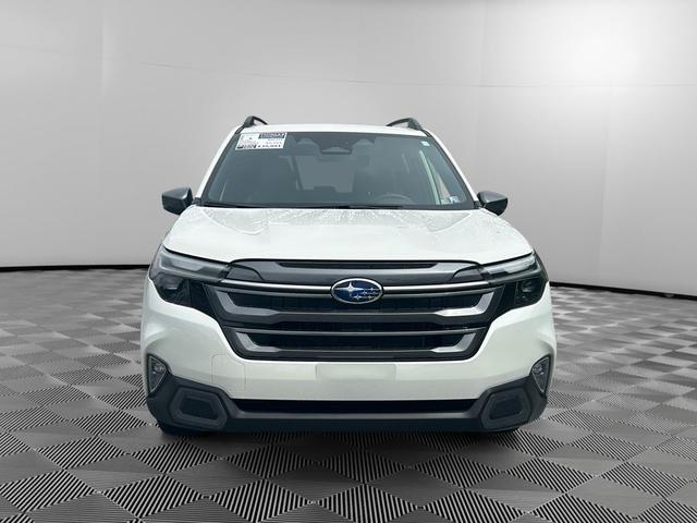 Photo of 2025 Crystal White Pearl Subaru Forester