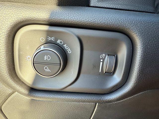 Photo of 2024 Bright White Clearcoat RAM 2500