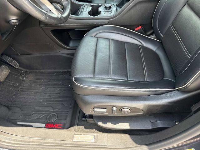 Photo of 2022 Hunter Metallic GMC Acadia