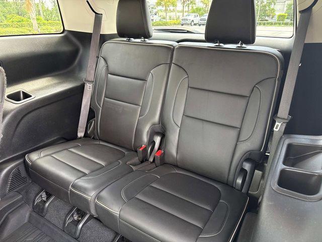 Photo of 2022 Hunter Metallic GMC Acadia