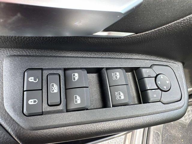Photo of 2025 Granite Crystal Clearcoat Metallic RAM 1500