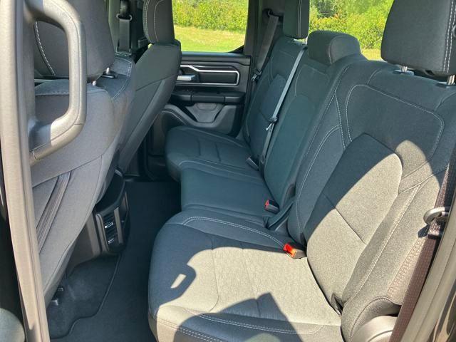 Photo of 2025 Diamond Black RAM 1500