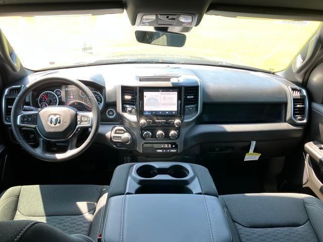 Photo of 2025 Diamond Black RAM 1500