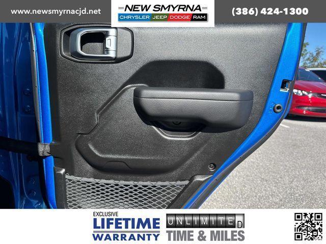 Photo of 2025 Hydro Blue Pearl Jeep Wrangler