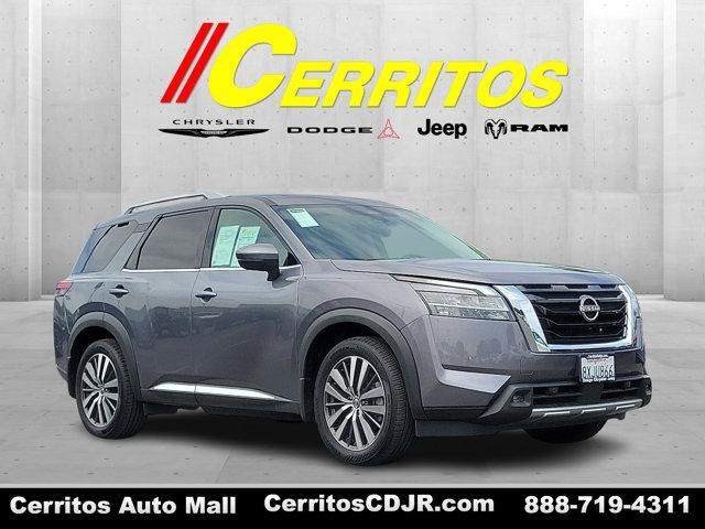 2022 Nissan Pathfinder