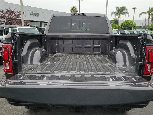 Photo of 2025 Granite Crystal Metallic Clearcoat RAM 2500