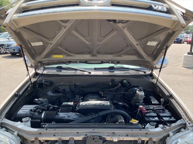 Photo of 2006 Tan Toyota Tundra
