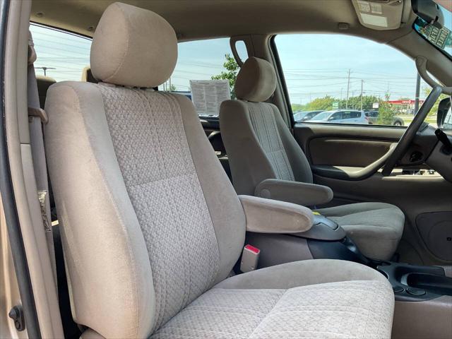 Photo of 2006 Tan Toyota Tundra