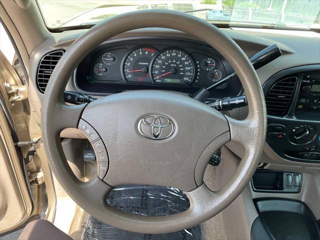 Photo of 2006 Tan Toyota Tundra