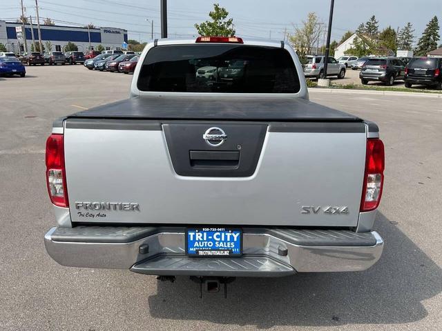 Photo of 2012 Brilliant Silver Nissan Frontier