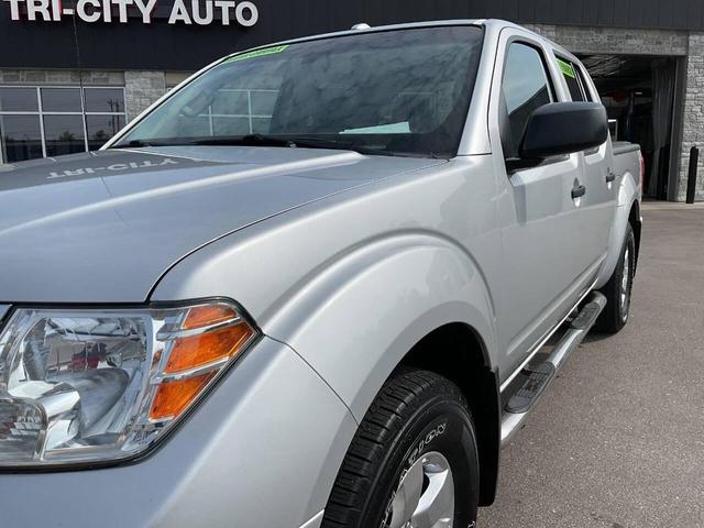 Photo of 2012 Brilliant Silver Nissan Frontier