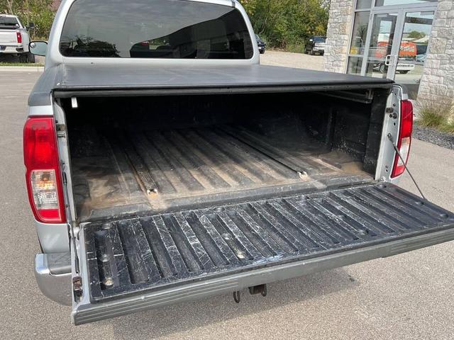 Photo of 2012 Brilliant Silver Nissan Frontier