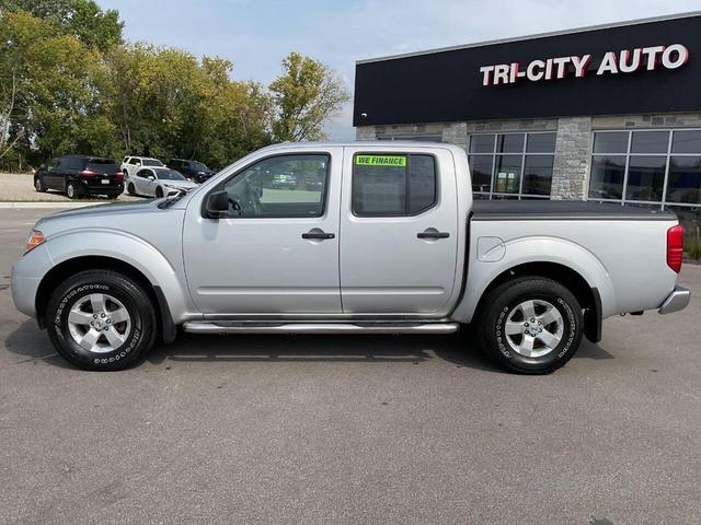 Photo of 2012 Brilliant Silver Nissan Frontier