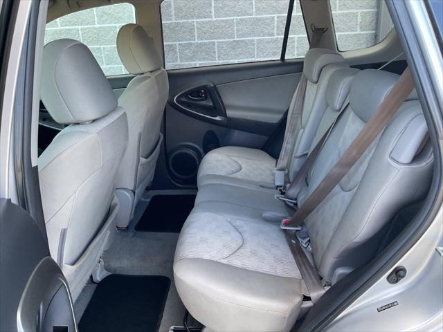 Photo of 2010 Silver Toyota RAV4