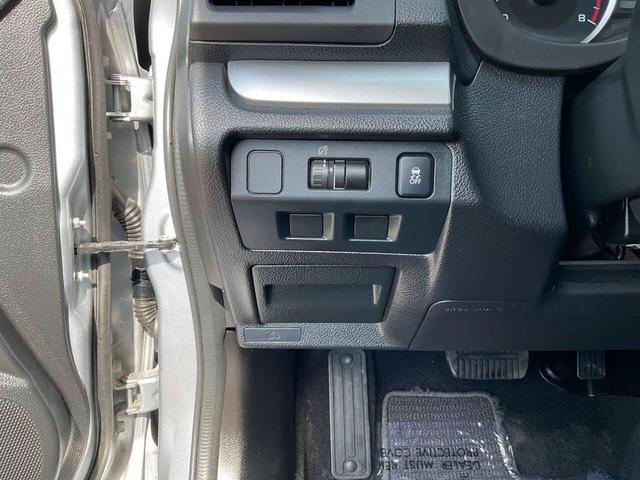 Photo of 2013 Ice Silver Metallic Subaru XV Crosstrek