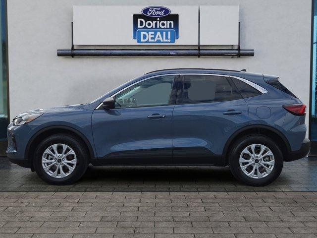 Photo of 2024 Vapor Blue Metallic Ford Escape