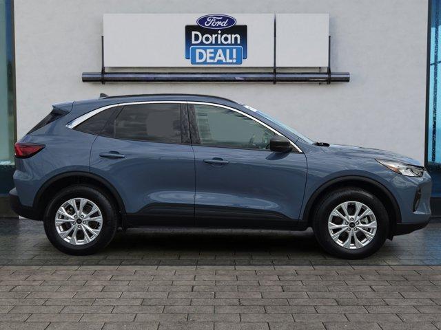 Photo of 2024 Vapor Blue Metallic Ford Escape