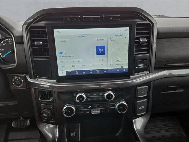 Photo of 2023 Iconic Silver Metallic Ford F-150
