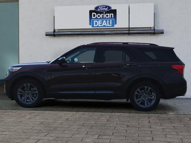 Photo of 2022 Jewel Red Metallic Ford Explorer