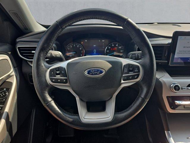 Photo of 2023 Agate Black Metallic Ford Explorer