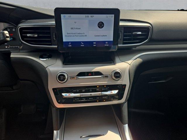 Photo of 2023 Agate Black Metallic Ford Explorer