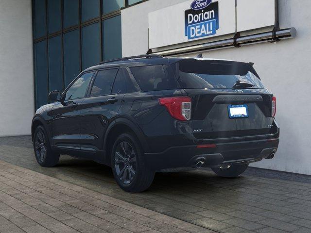 Photo of 2023 Agate Black Metallic Ford Explorer