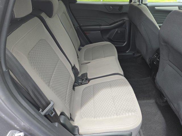 Photo of 2022 Carbonized Gray Metallic Ford Escape